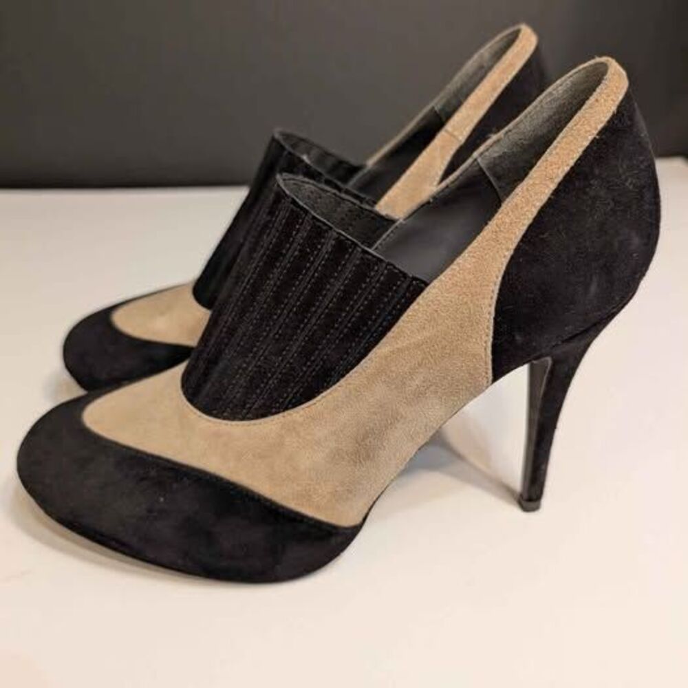 *NEW* Donald Pilner Italian Suede Stilettos sz 9